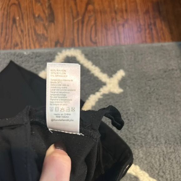 Kendall and Kylie Cropped Kick Flare Stretch Pants - Picture 5 of 7